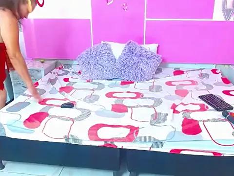 Lindacoopers from StripChat is Freechat