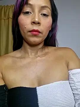 Freechat lindasexy12 on StripChat