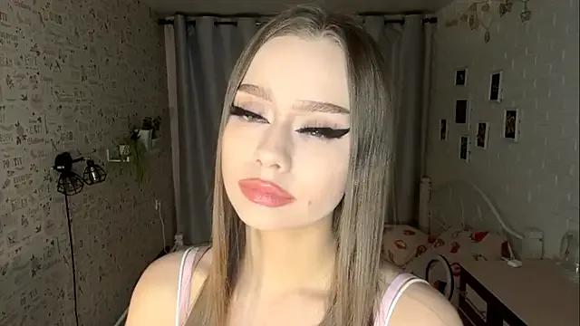 LinetteFay from StripChat is Freechat