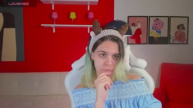 Freechat LiraBelle on StripChat