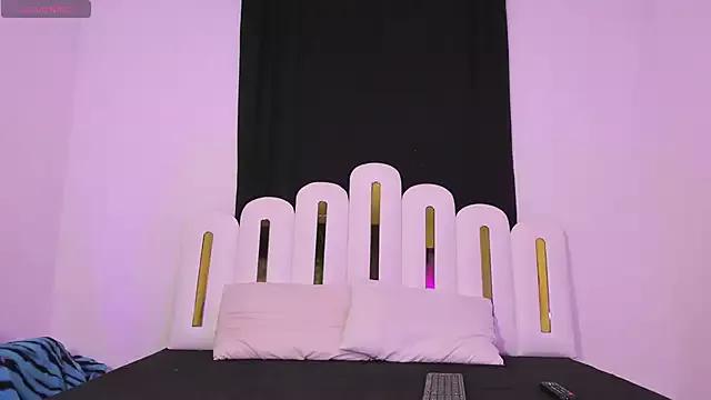 little_daicel from StripChat is Freechat