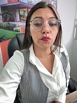 Freechat LIZ-06_ on StripChat