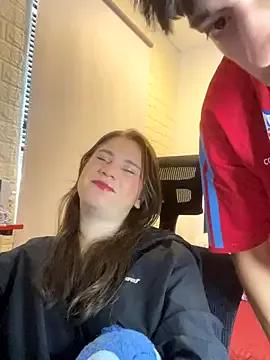 lizedandpeter from StripChat is Freechat
