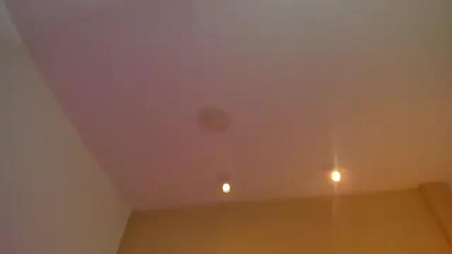 Lola_vibe from StripChat is Freechat