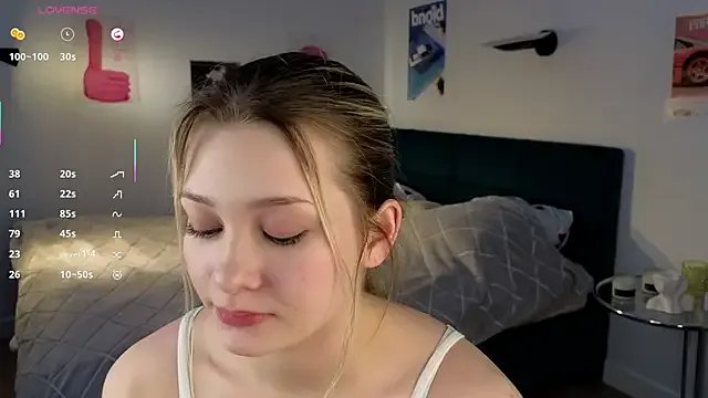 lolly_dollyyy on StripChat 