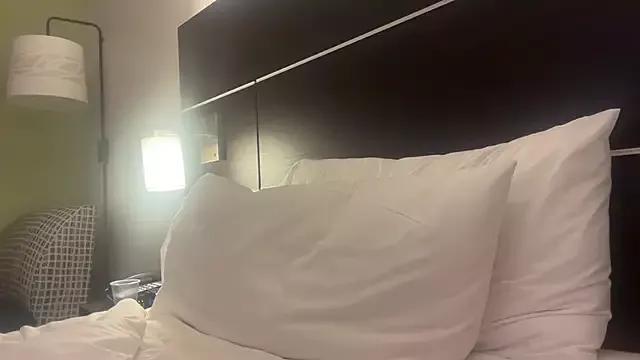 Freechat londonsfantasy on StripChat