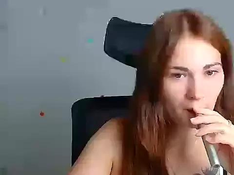 Loon_Amore from StripChat