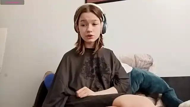 Freechat LorRebak on StripChat