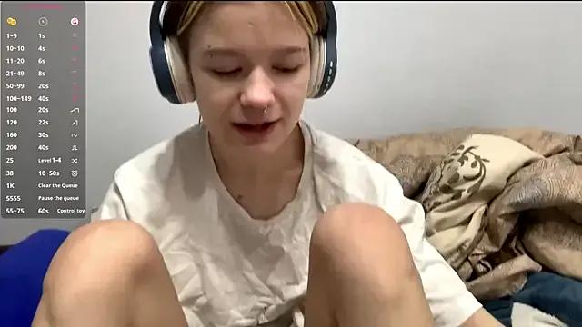 Freechat LorRebak on StripChat