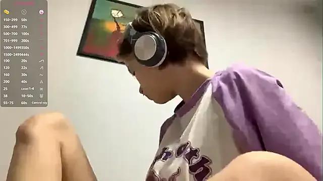 Freechat LorRebak on StripChat