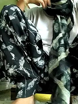 Love-pari077 from StripChat is Freechat