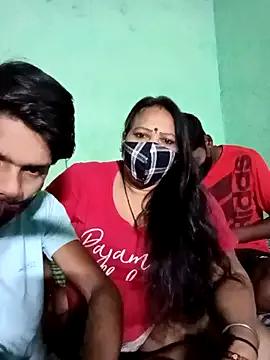 LoveOnStream from StripChat is Freechat