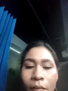 Lucero__estrella from StripChat is Freechat