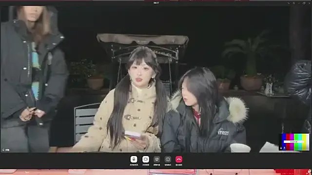 Luckygirls-339 on StripChat