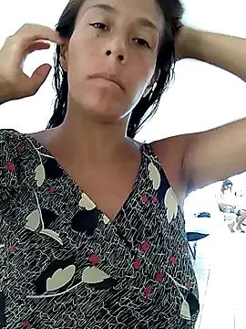 LucyNatural from StripChat is Freechat