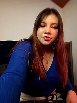 LucyPetit from StripChat is Freechat