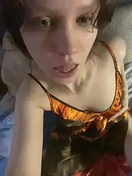 Lunliss from StripChat is Freechat