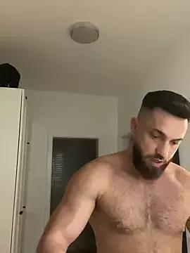 LustyMike_ from StripChat is Freechat