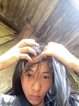 LylyOx9 on StripChat 