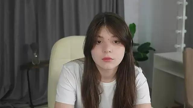 LynetFairfield from StripChat is Freechat