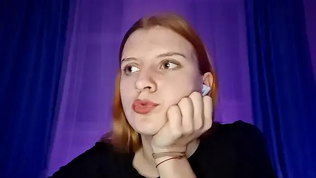 LynteriLain on StripChat