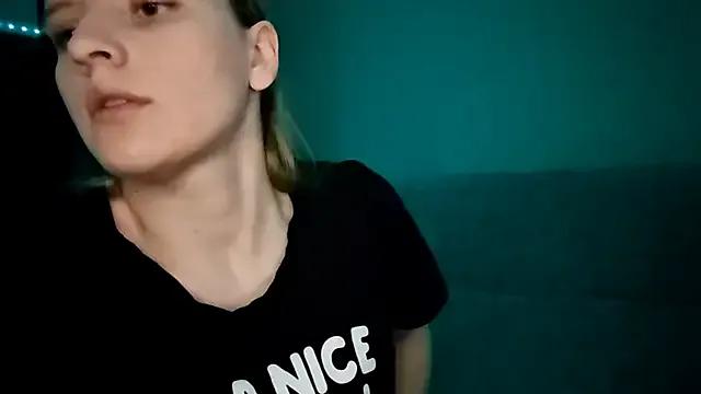 LynteriLain on StripChat