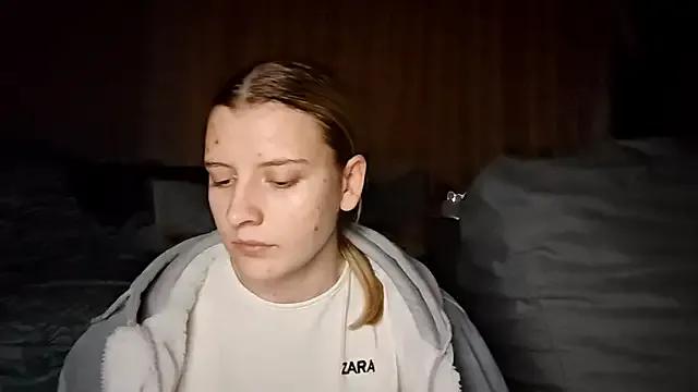 LynteriLain on StripChat