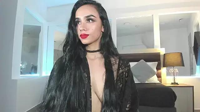 Macarenacolleman from StripChat is Freechat