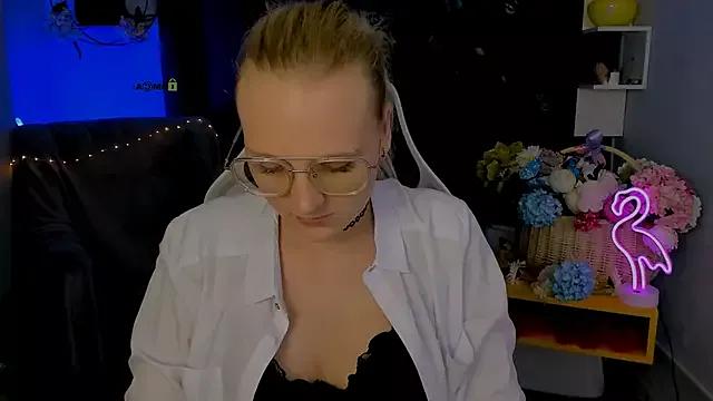 Freechat madam_uliis on StripChat