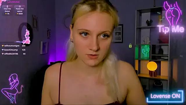 Freechat madam_uliis on StripChat