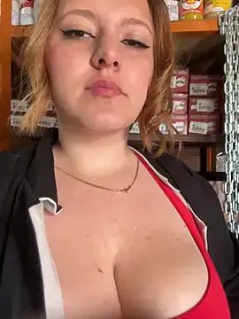 MADAME-ARLETTE on StripChat 