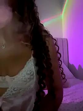 MaddieHeart from StripChat is Freechat