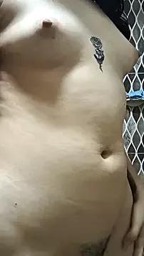 MaddyMendozaxx from StripChat is Freechat