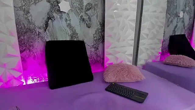 Freechat madison_7 on StripChat