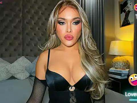 Madison_Paige from StripChat is Freechat