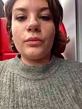MaeNoir from StripChat is Freechat