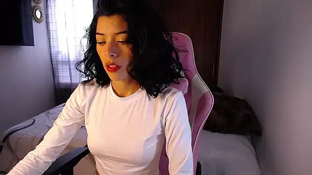 Freechat maggie_kay on StripChat
