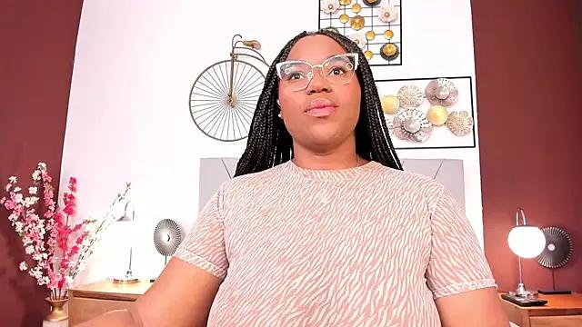 Freechat Makena_gh on StripChat