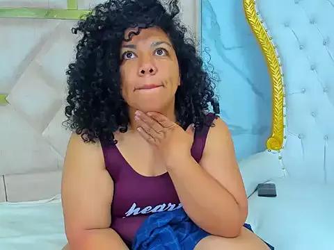 MaraSanta from StripChat is Freechat