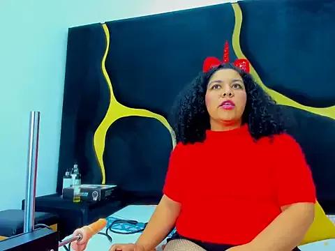 MaraSanta from StripChat is Freechat