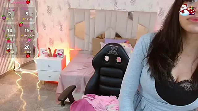 Private MARIANA_TAY1 on StripChat