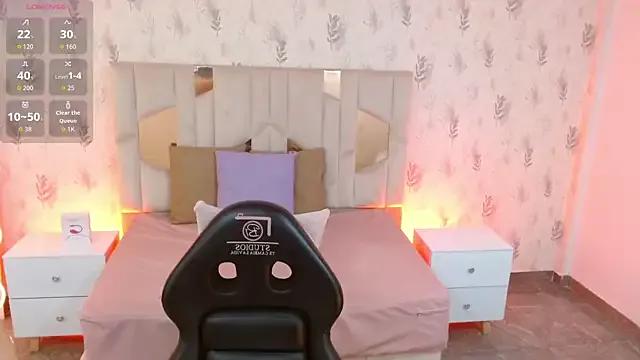 MARIANA_TAY1 from StripChat is Freechat