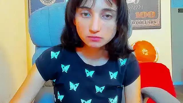 Marri-Stella from StripChat is Freechat