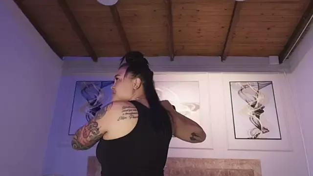 martina_vegaa_ from StripChat is Freechat