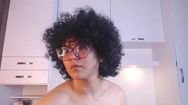 MartiRuis10 from StripChat is Freechat