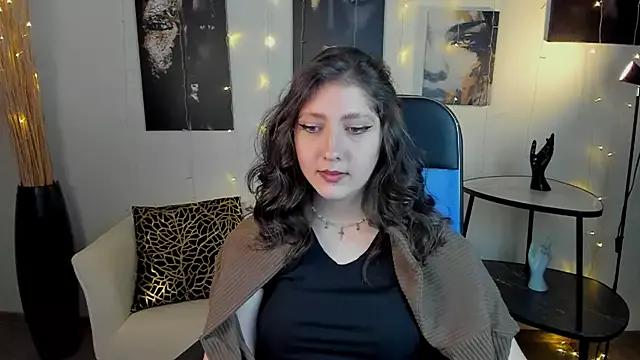 Mary_Miiller from StripChat is Freechat