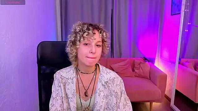 Mary_Wahlberg from StripChat is Freechat