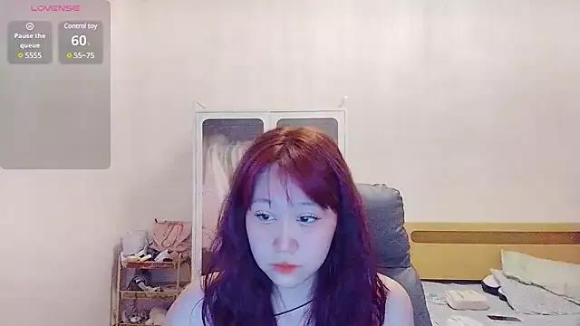 MaryH000 from StripChat is Freechat