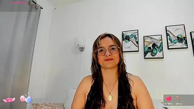 MarylinVega1 from StripChat is Freechat