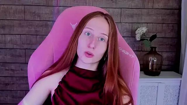 MaryVarum from StripChat is Freechat